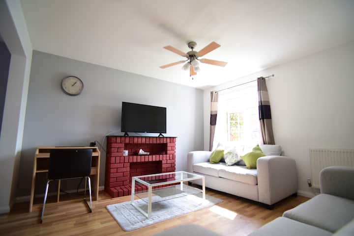 Homely, Quiet 3 Bed Home - Cambrige (UK)