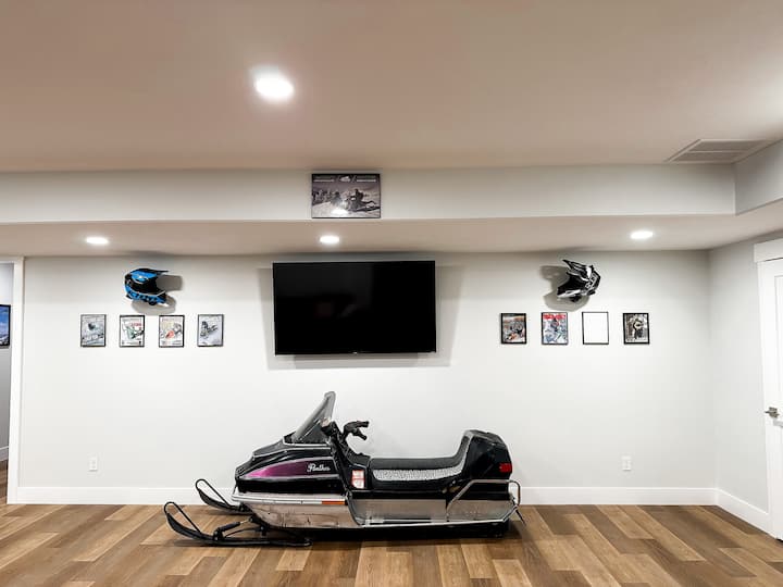 New Winter Retreat W/Sauna & 2Car Garage Townhouses for Rent in Irwin, Idaho, United States