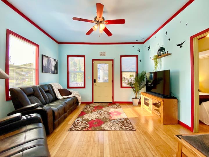 Private Mountain View Retreat Near Downtown Bisbee Houses for Rent in