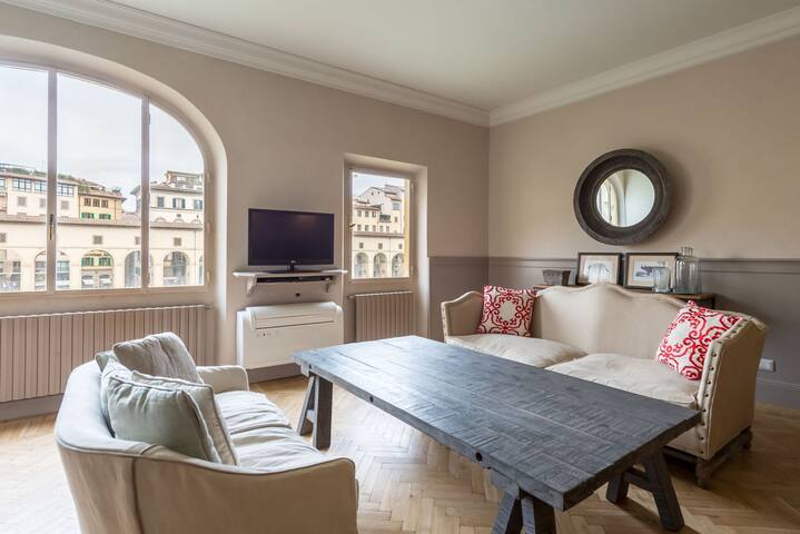 Luxury River View gallery image 3