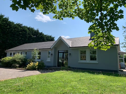 Beautiful bungalow in Ballinamore