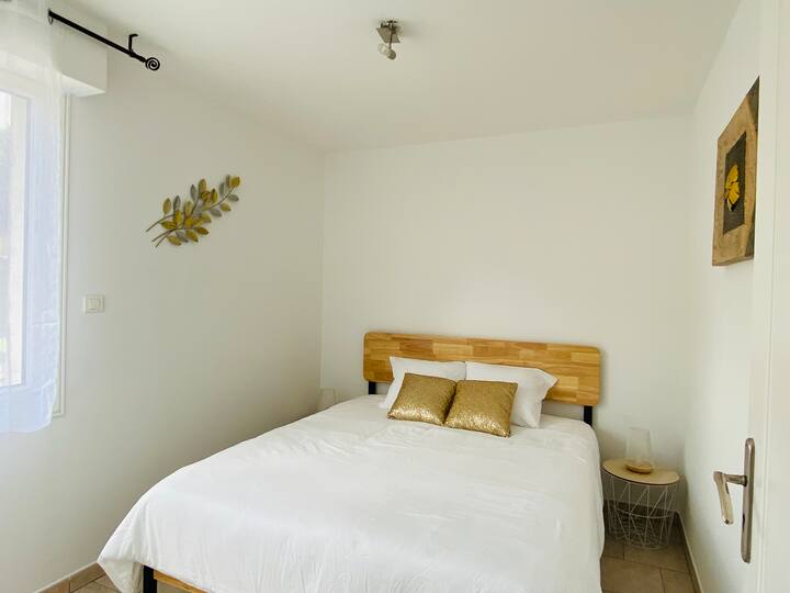 საძინებელი 1