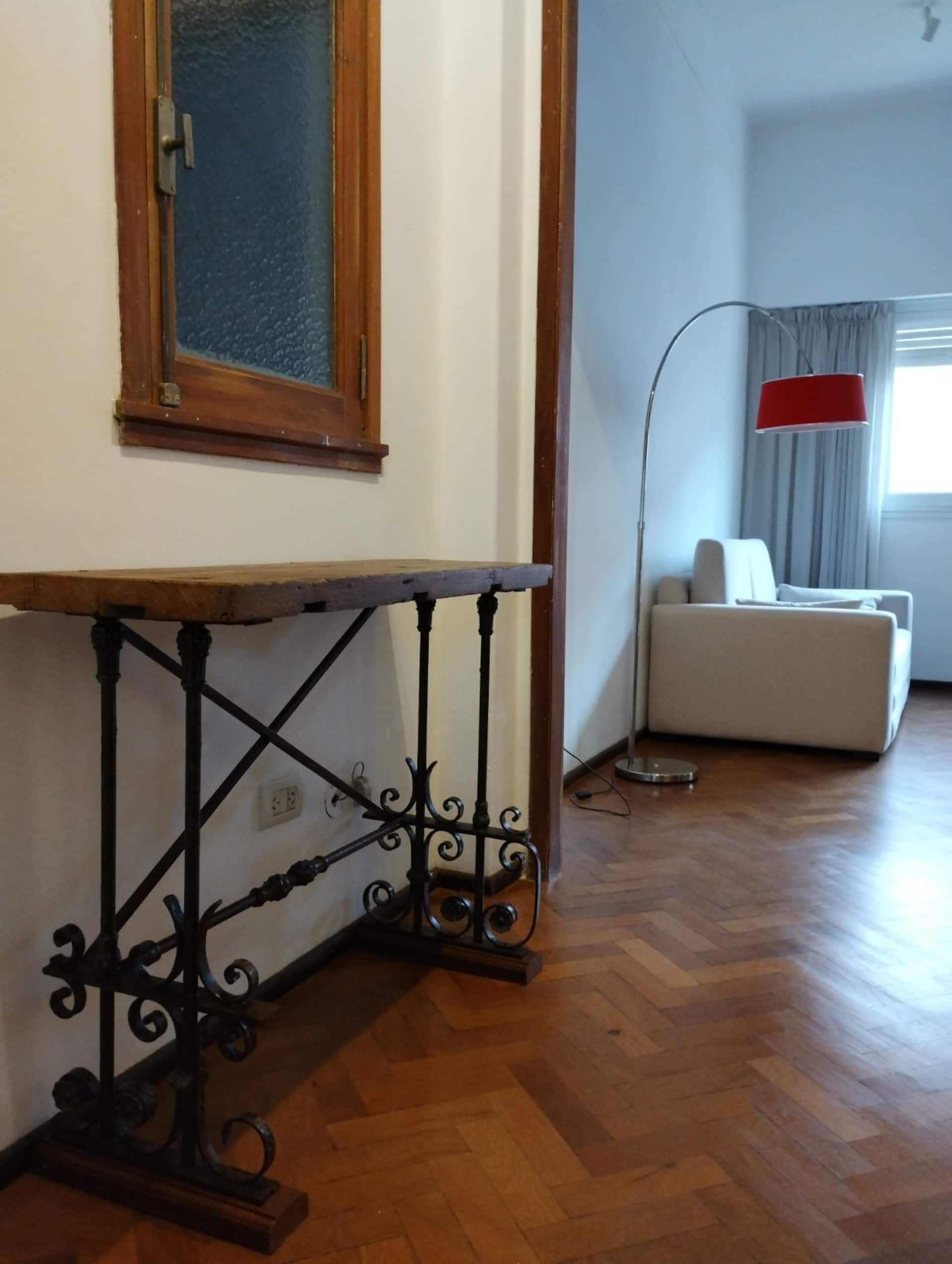 San Telmo, comfortable, bright, close to everything, Wi-Fi