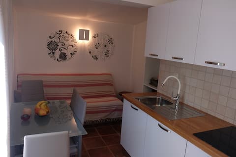 Successful Airbnb property: Lotus Cottage: Private Kitchen, Bathroom & Patio in Brzac