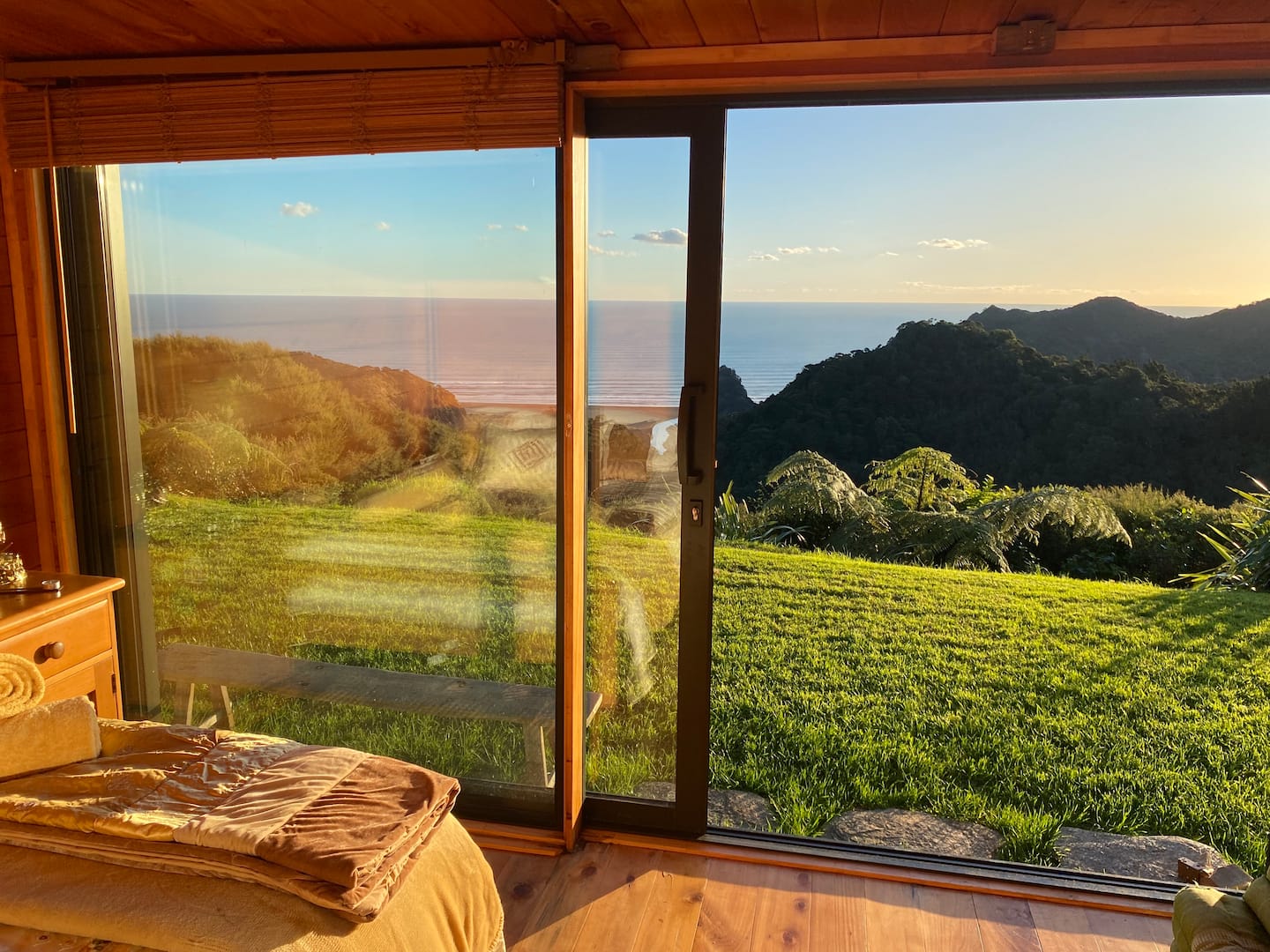 Wake Up To The Sound Of The Ocean 2