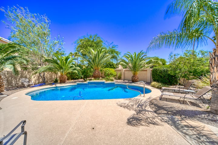 Unforgettable 55+  Golf Course Haven W/ Pool - Peoria, AZ
