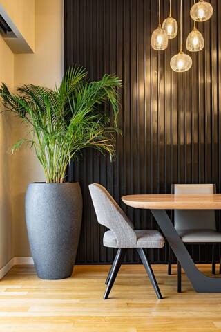 Iconic Salonica Suite seafront gallery image 4