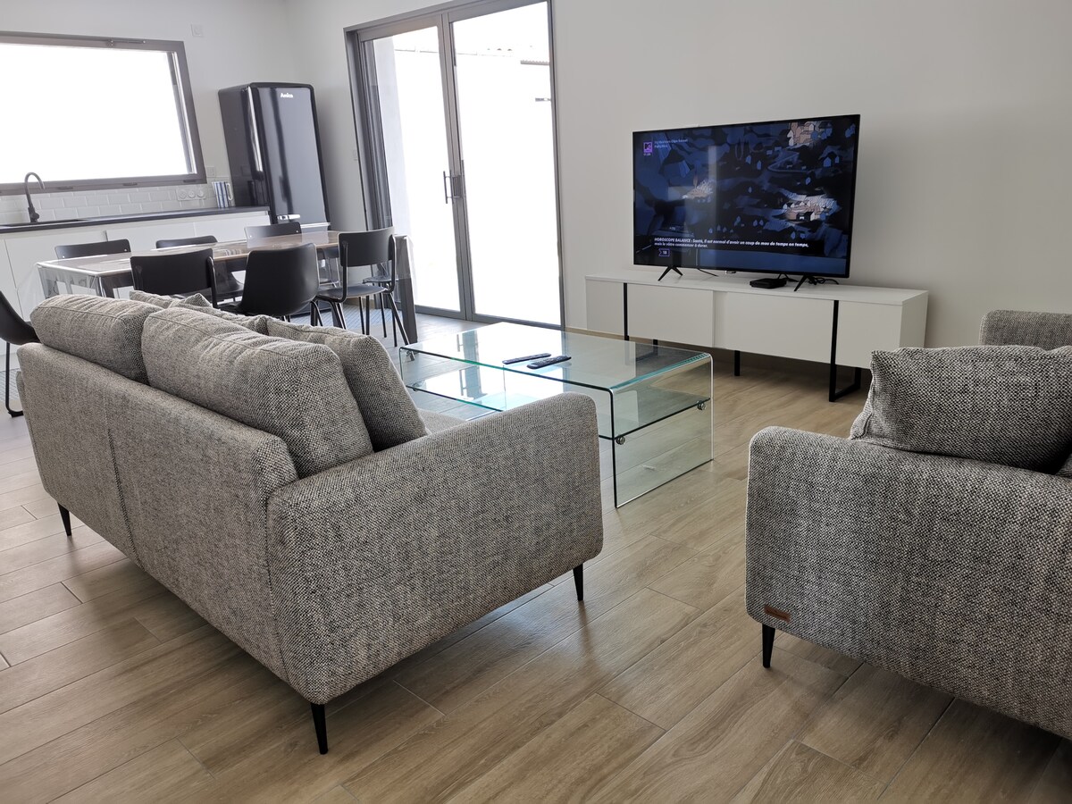 Propriété Airbnb réussie: New house, cliff road and beach 800 m away à Bretignolles Sur Mer