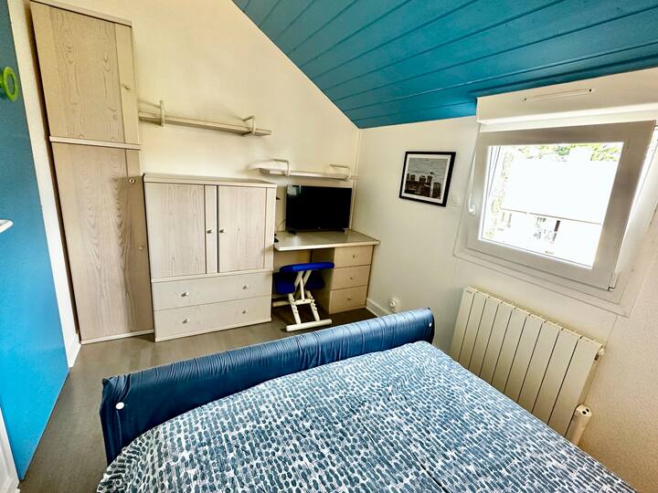 Coin Bureau et TV chambre parentale