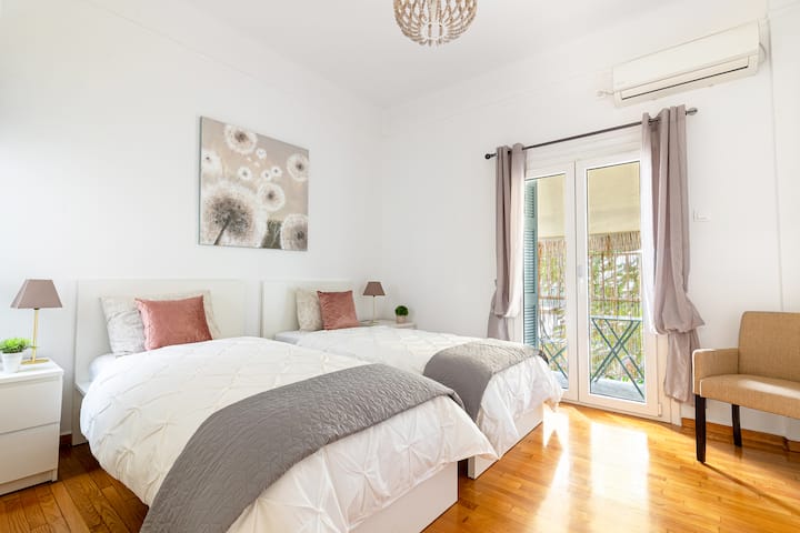 Adorable 2bedroom Near The Acropolis - Athén