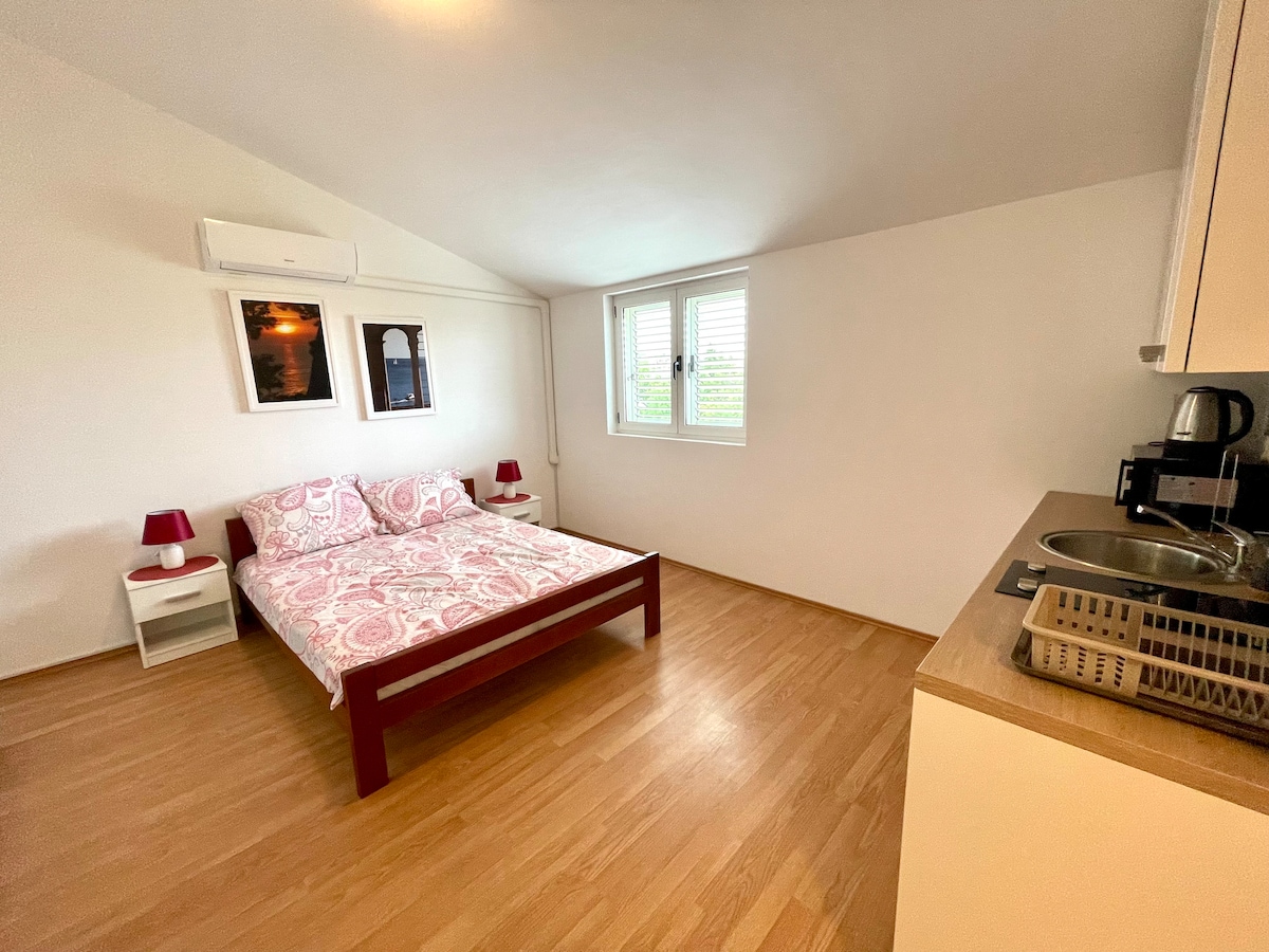 Studio apartment Julie 8