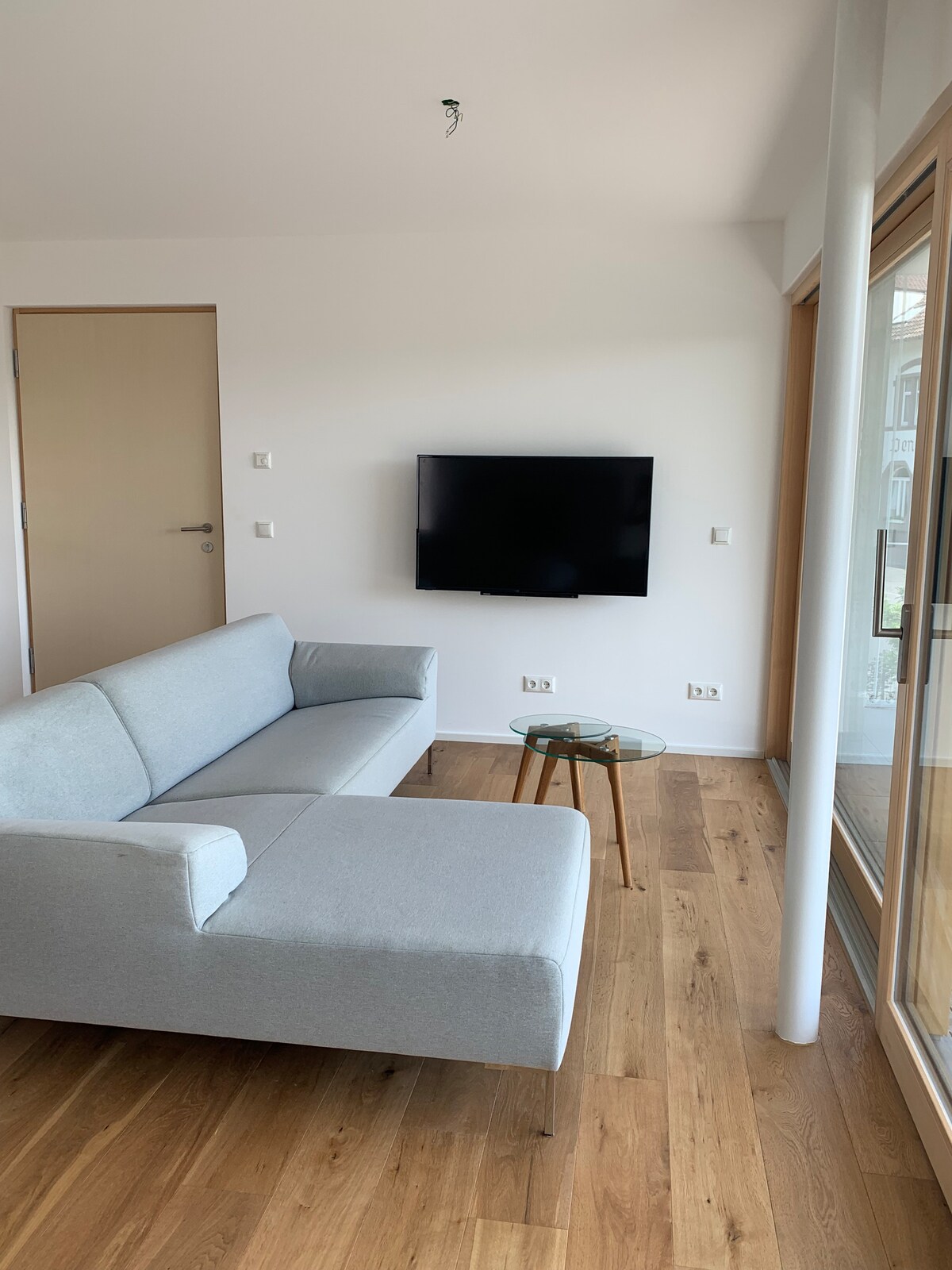 Proprietà Airbnb di successo: Modern light-flooded Apartment First Floor a Uhldingen Mühlhofen
