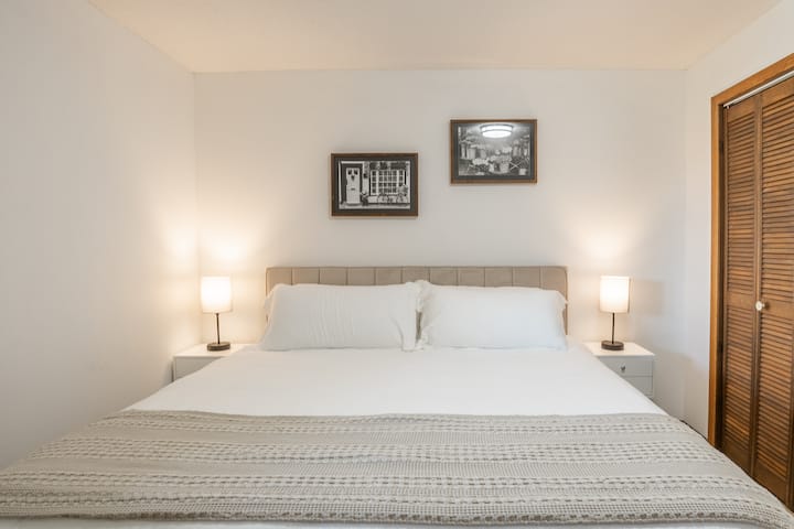 غرفة النوم رقم3 مع سرير كينج