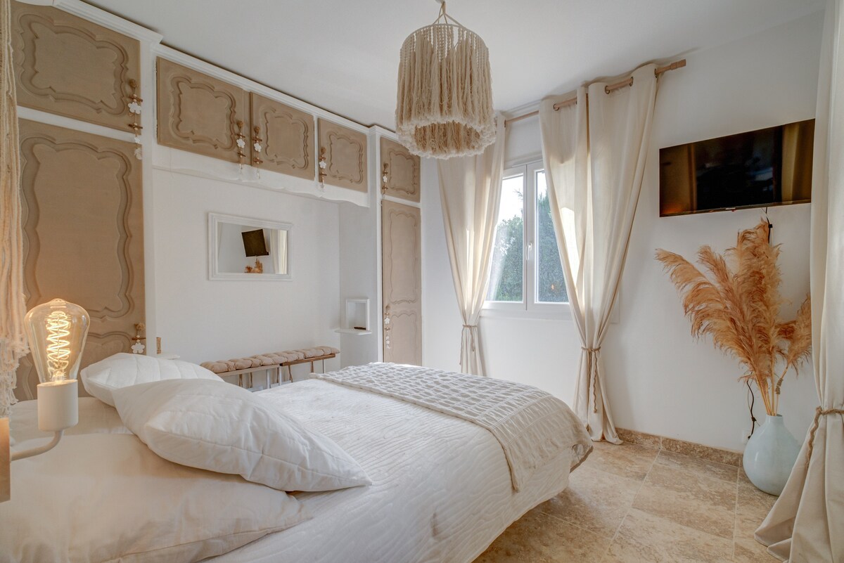 主楼第二间客房