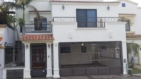 Successful Airbnb property: Casa Palma Real in Hermosillo