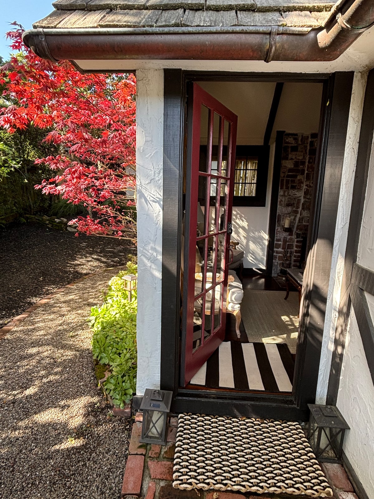 Fairytale Comstock Cottage - Houses for Rent in Carmel-by-the-Sea,  California, United States - Airbnb, image size:1200x1600