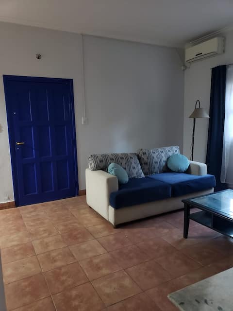 Popular Airbnb listing: Arístides Azul in Departamento Capital