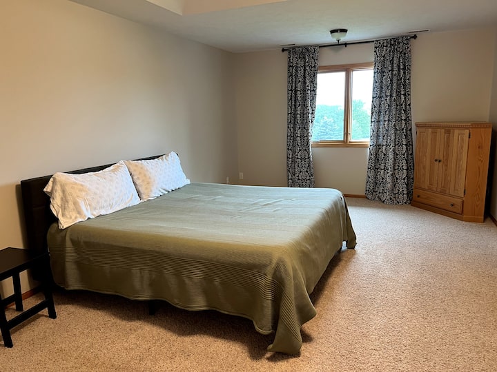 Master Bedroom: King bed 
Attached master bath - shower, toilet, jacuzzi tub