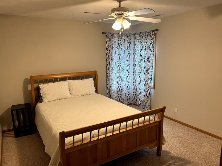 Bedroom 2: Queen bed, walk-in closet