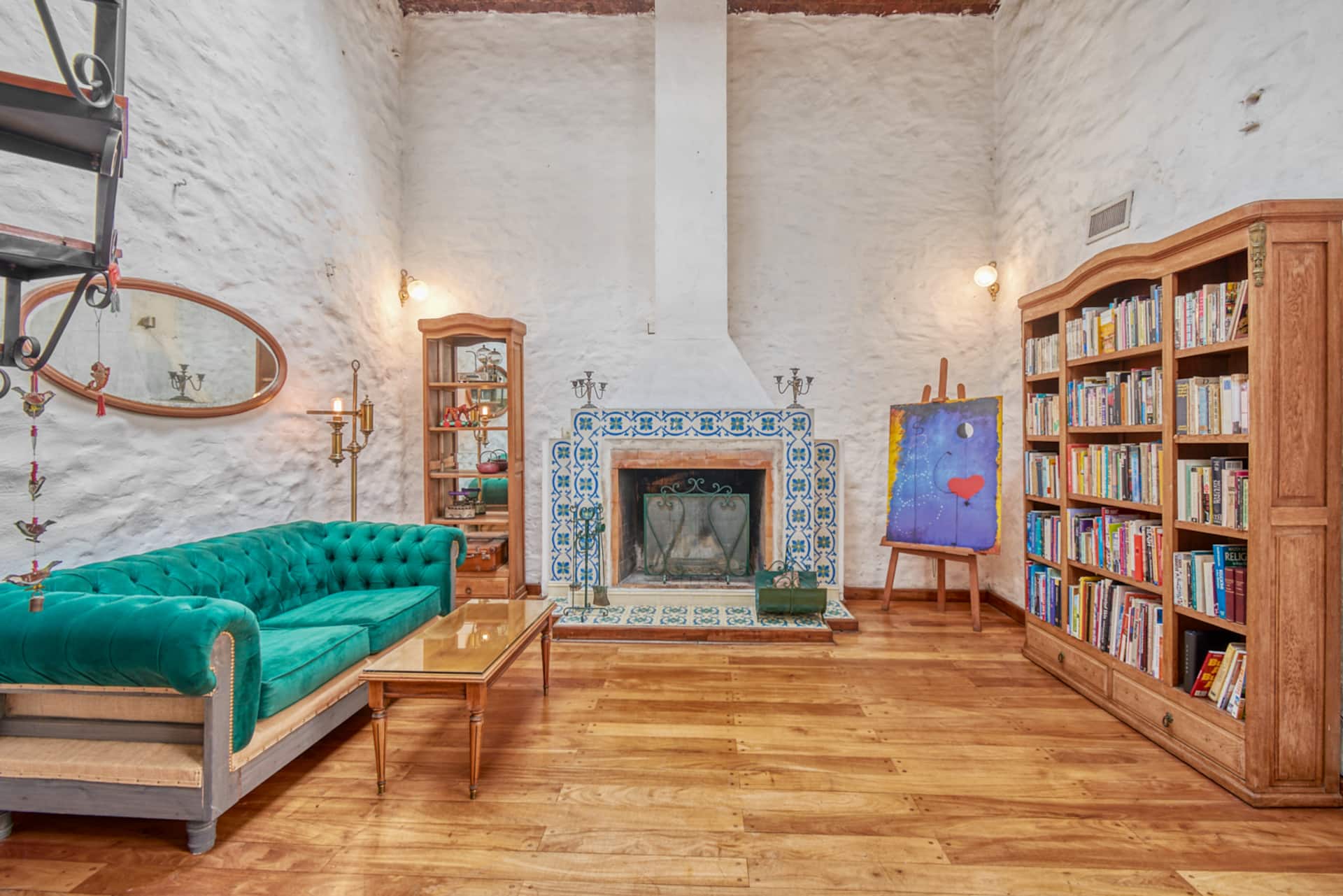 Two-bedroom apartment in Monserrat, Pasaje Santamarina