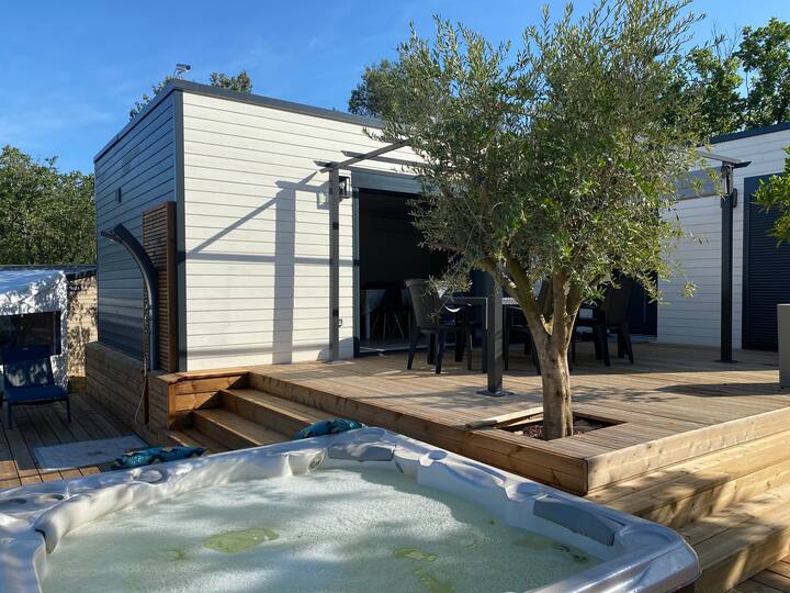 Chalet Design Neuf 6 Personnes Avec Spa - Cuers