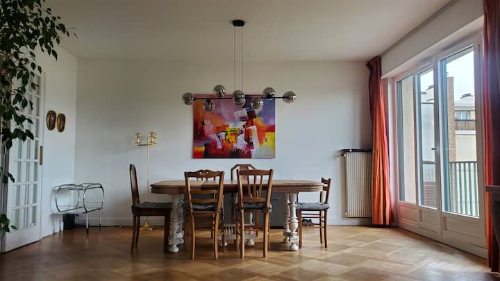 Large 3 bedroom apartment