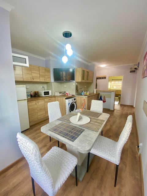 Bright Family Stay • Balcony • Med Uni • Parking