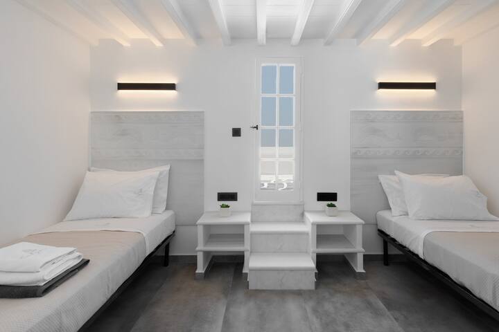 Calypso Mykonos Town (Sea View) gallery image 4