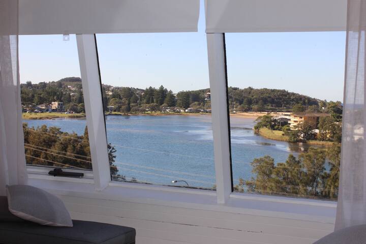 The North Narrabeen Lake Escape