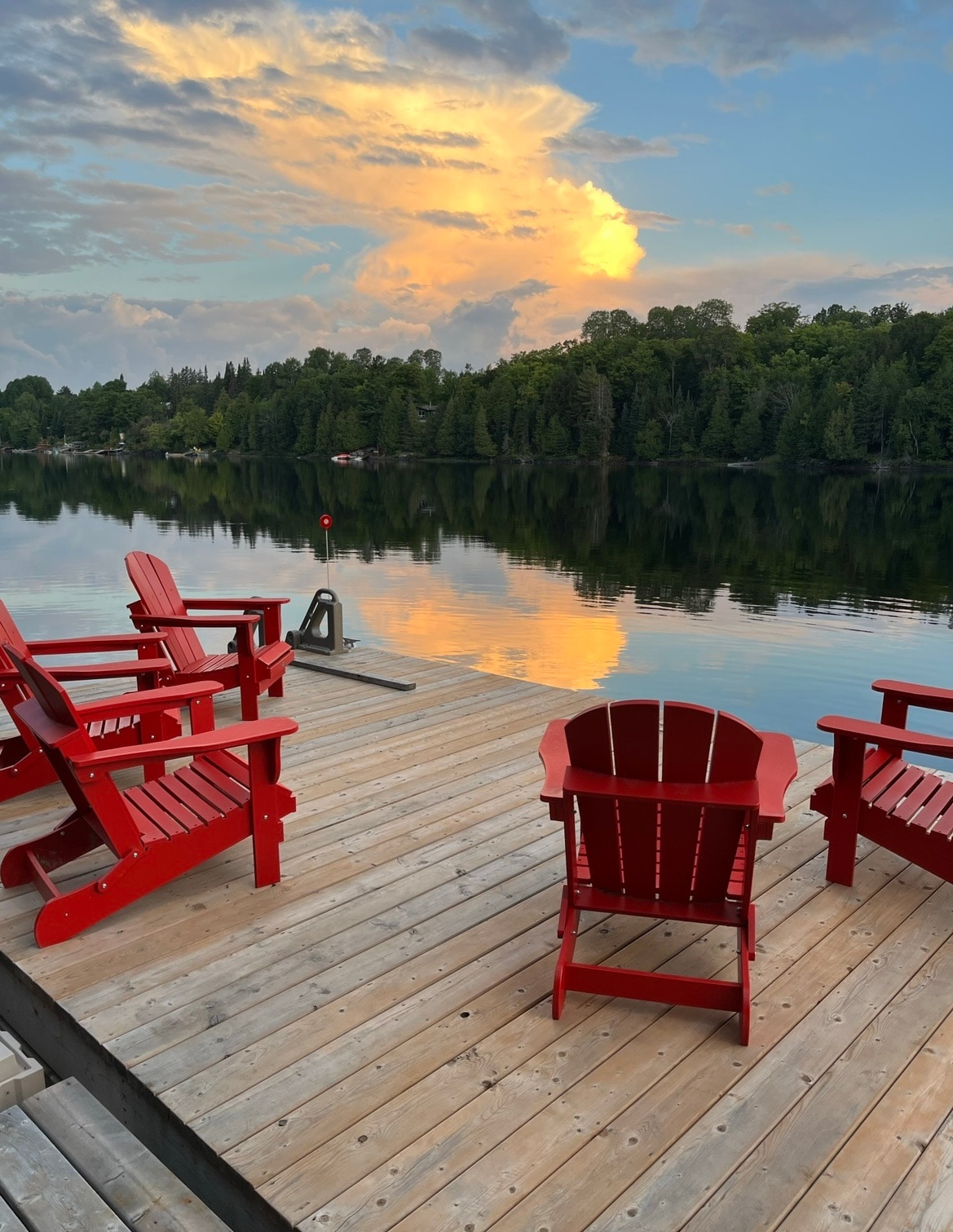 Paradise on the Lake Cottages for Rent in Whitestone, Ontario, Canada