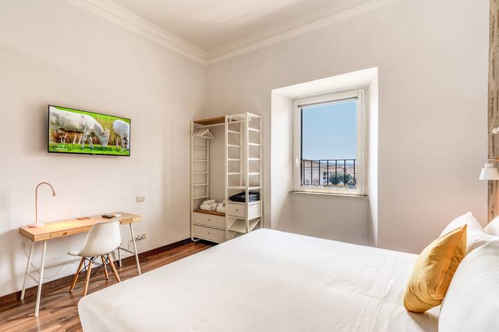 Appartamento in Piazza di San Giovanni in Laterano gallery image 5