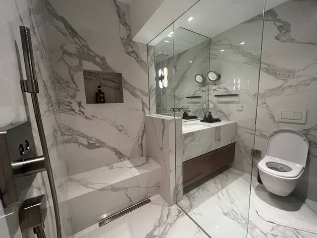 The Ritz Carlton residence,2 bed,like 5star hotel gallery image 4