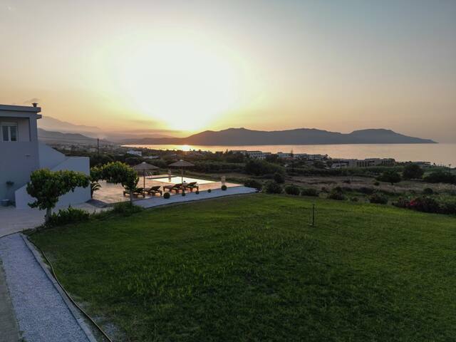 Blue Harmony villa sea view with heated pool gallery image 3