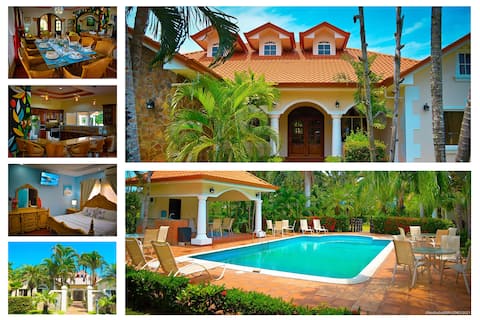 +25 Beach House Tela with Private Pool and Games