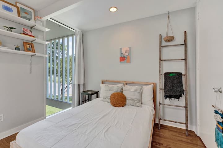 غرفة نوم كاملة الحجم