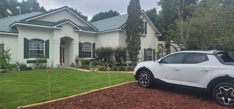 Gorgeous 5 bedroom home w/ pool. No cleaning fee!