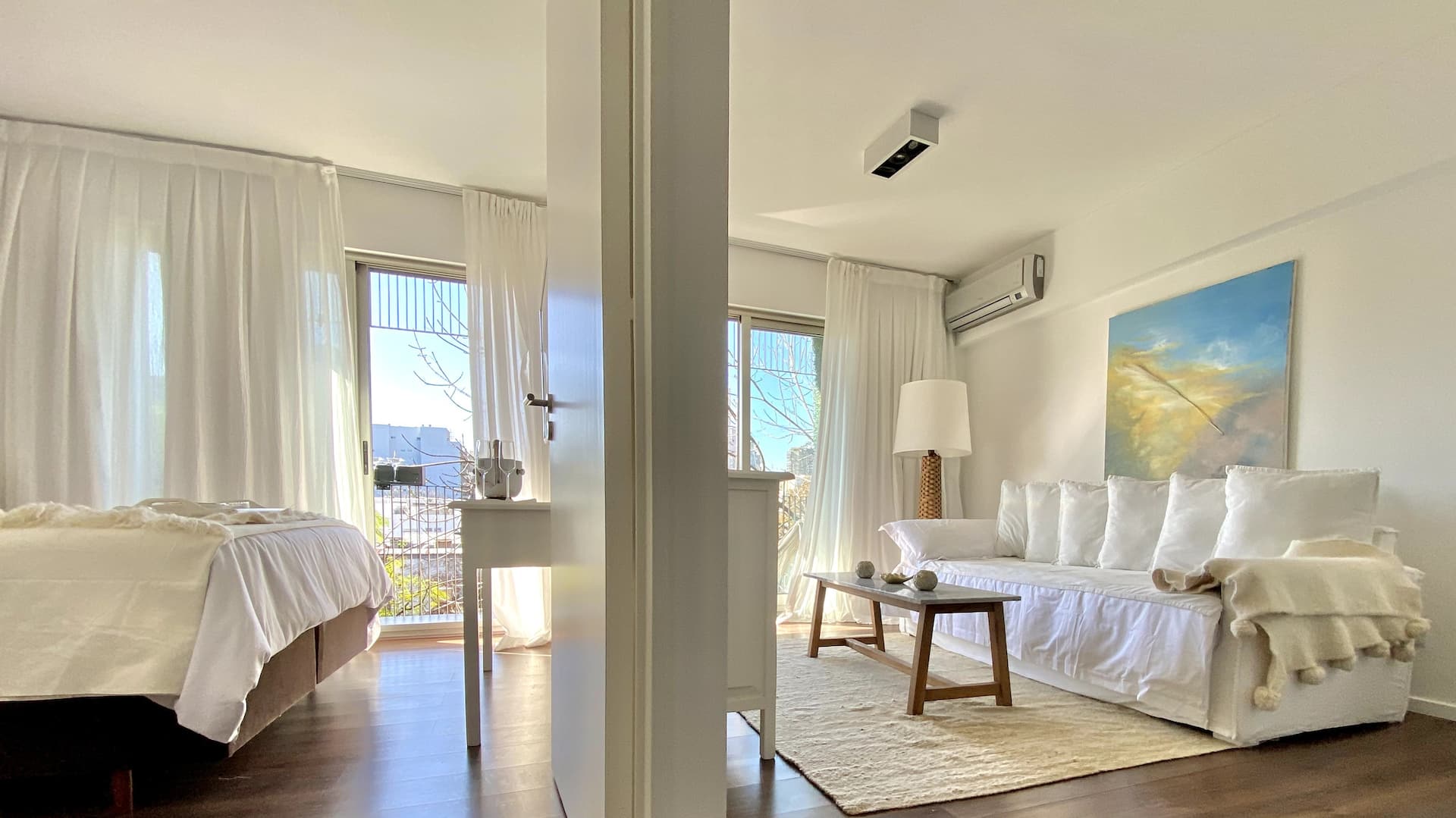 Apartamento de 2 dormitórios mobiliado em Palermo Hollywood