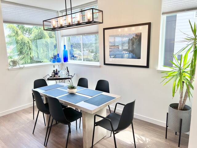 Magnificent family-friendly 3BR in Magnolia! gallery image 5