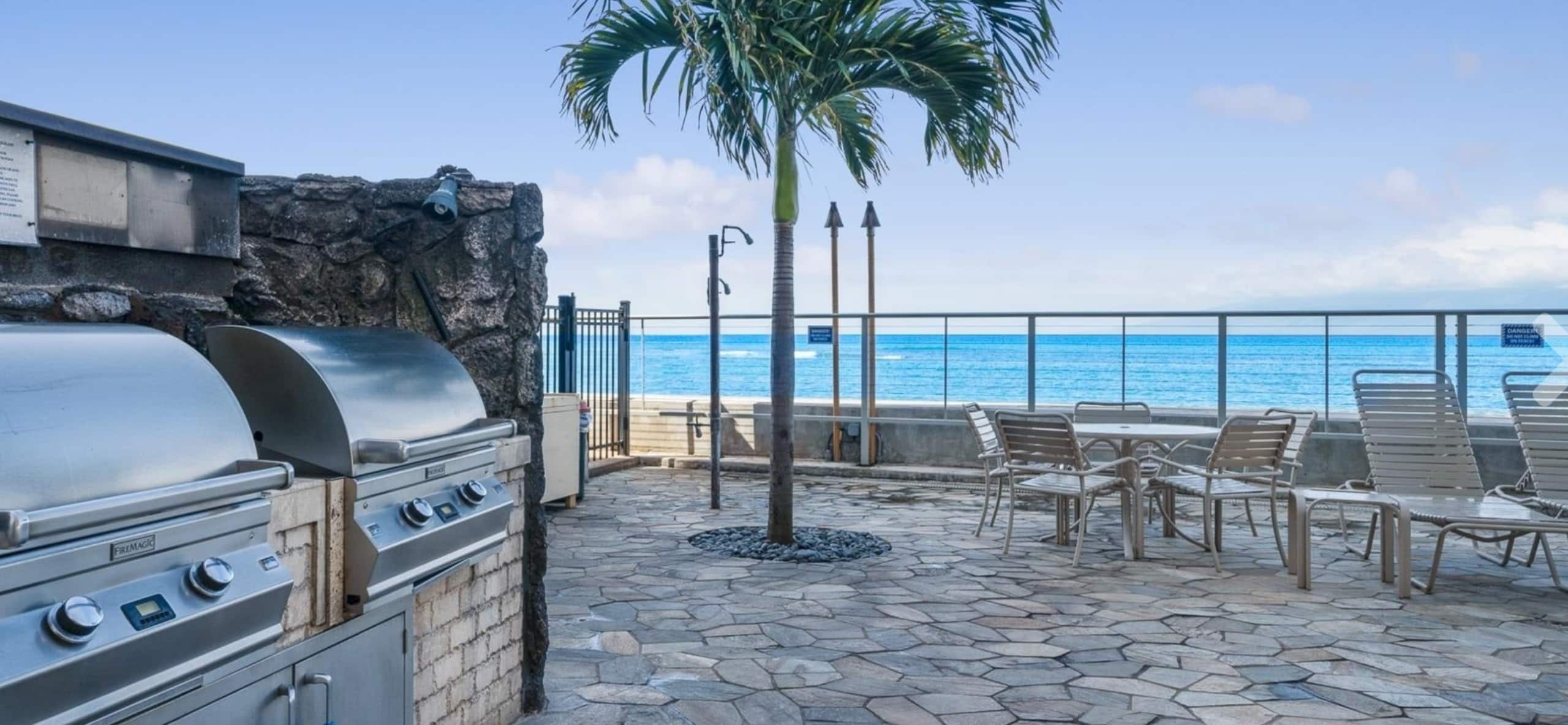 Condo in Lahaina · ★4.79 · 2 bedrooms · 2 beds · 2 shared baths - Image 13