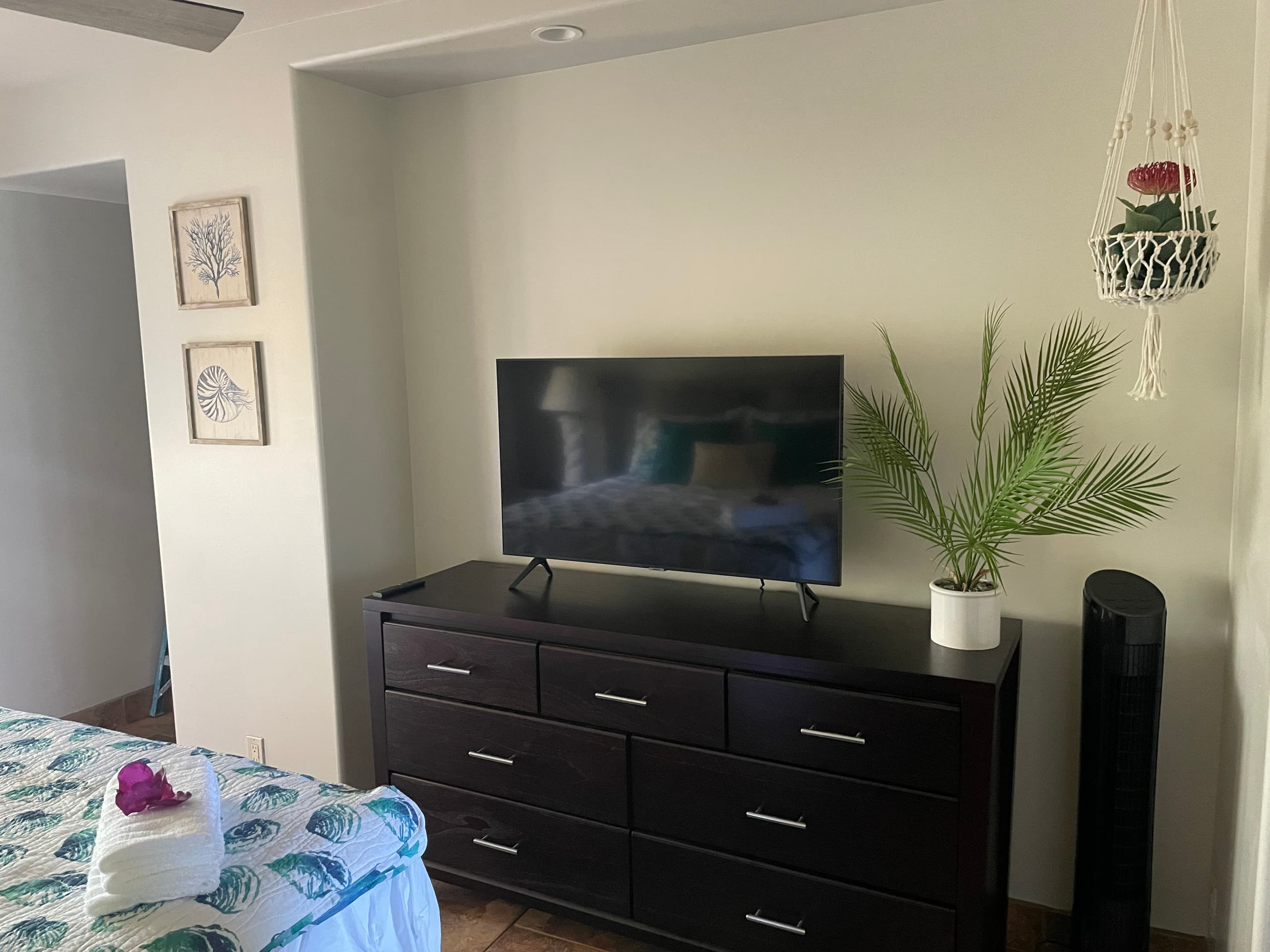 Condo in Lahaina · ★4.79 · 2 bedrooms · 2 beds · 2 shared baths - Image 24