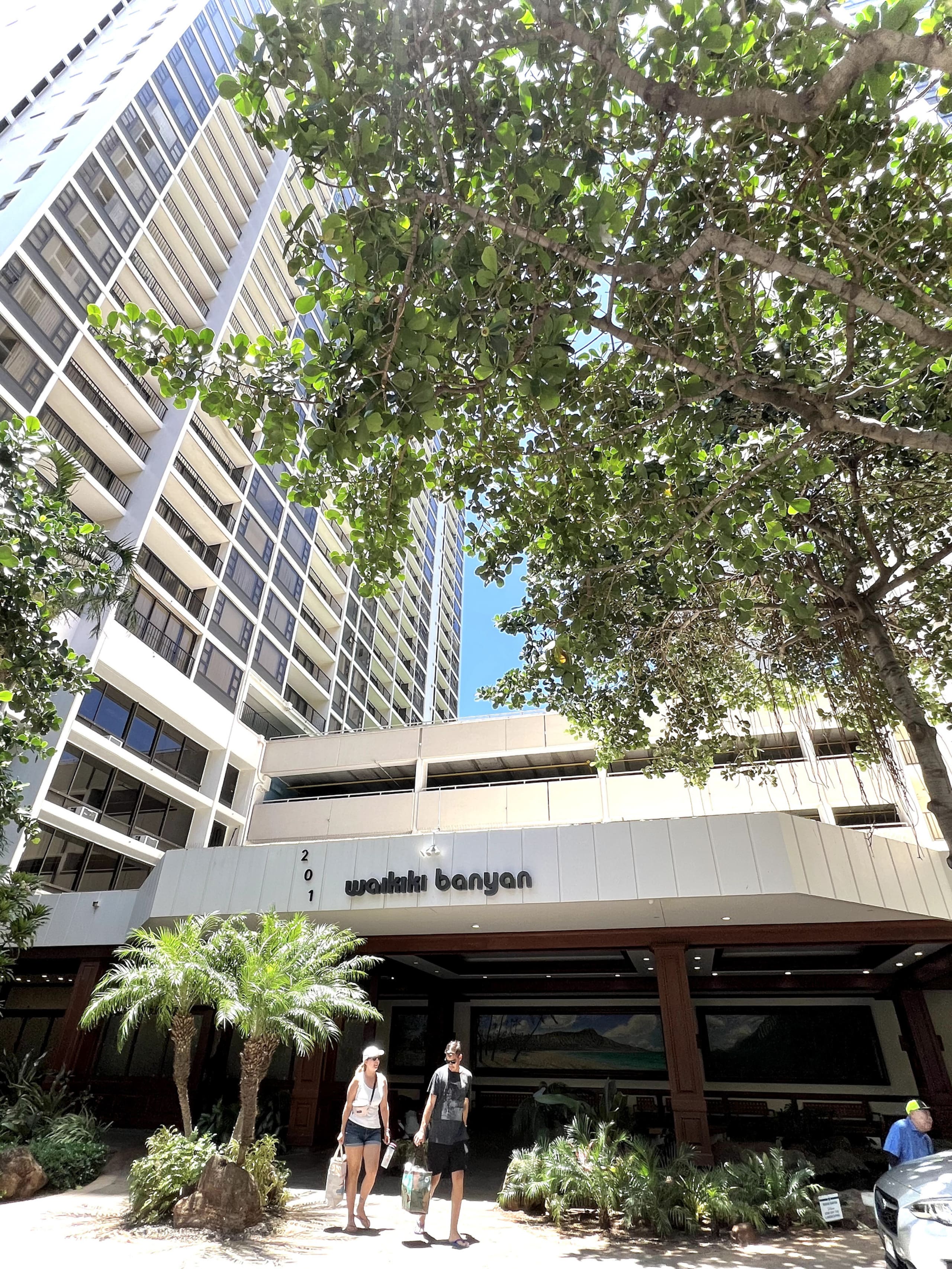 23FL- Modern 1 Bedroom Close to Beach w/Parking - Image 45
