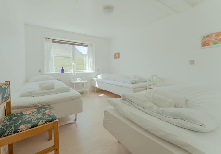 غرفة النوم 1