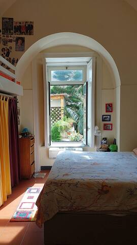 Terrace Flat in central Naples gallery image 3