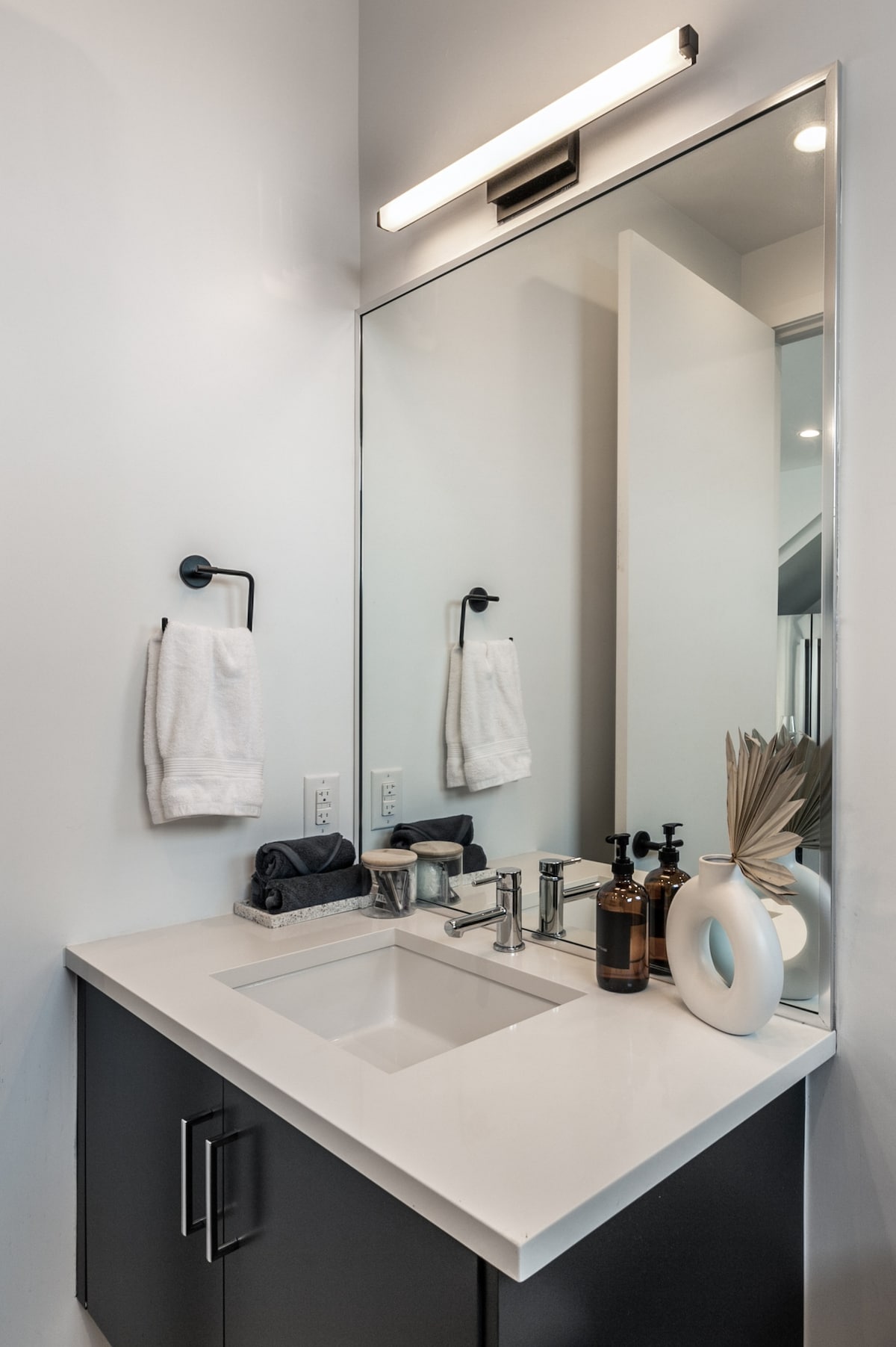 Modern 2BR 1 Mile from Downtown & Zilker Park