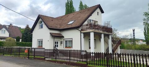 Relax with us in Vonyarcvashegy! Entire house for 16 people!