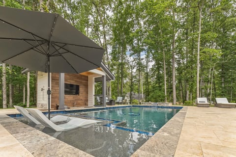 New Luxury House on Lake Hartwell w/ swim up bar