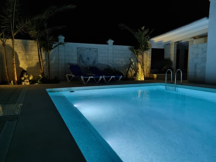 The Loft By Villa Chanel Boutique Apartments - Rincón de la Victoria