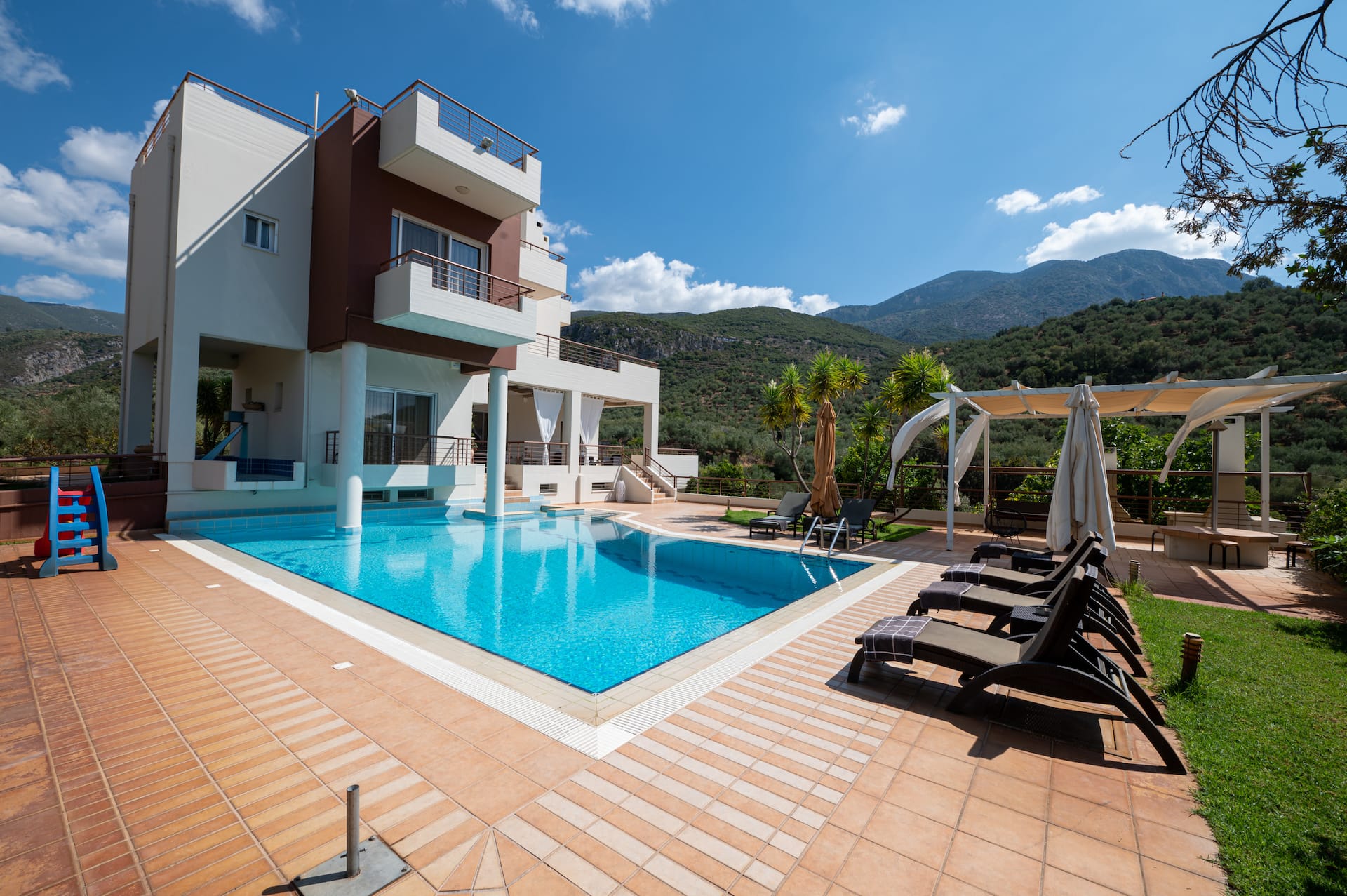 Luxurious Villa Kerezenia with private pool — photo 2