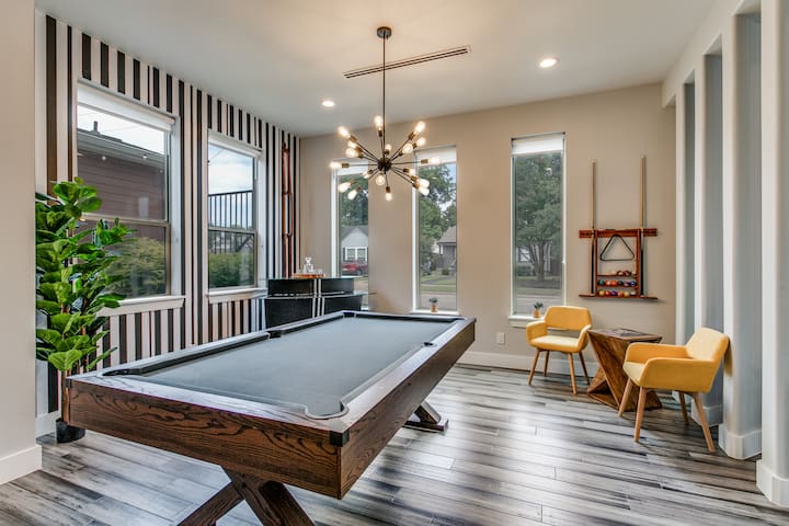 Pool Sauna Gym Pool Table Private Estate