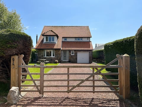 Popular Airbnb listing: 9a Church Cottages in Beadnell